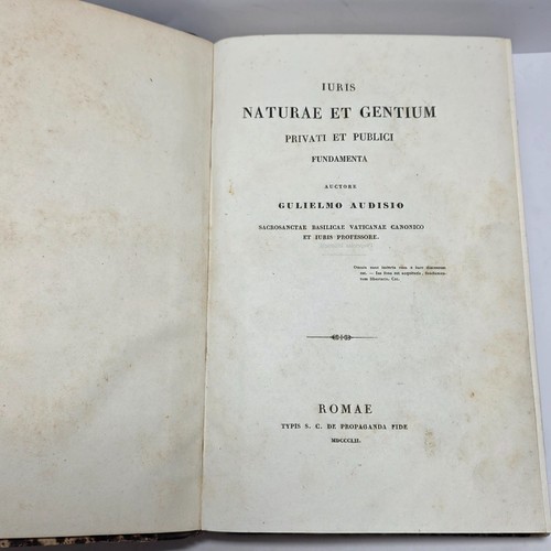 Iuris naturae gentium - naturae, et